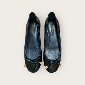 LOUIS VUITTON Patent leather ballet flats